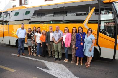 Imagen El presidente de Canarias conoce de primera mano el proyecto del Cabildo de Lanzarote ‘Empleo Sobre Ruedas’