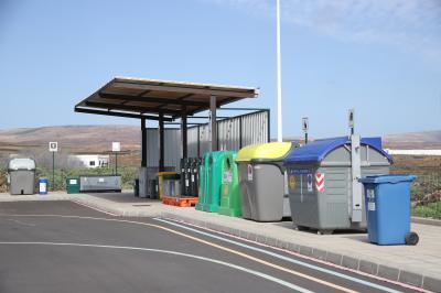 Imagen Todos los puntos limpios de Lanzarote cerrarán este miércoles 9 a partir de las 14:00 horas por mantenimiento